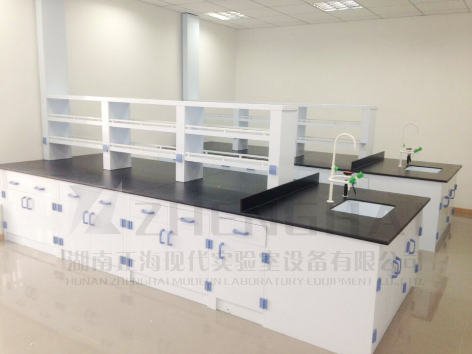 實(shí)驗(yàn)室內(nèi)實(shí)驗(yàn)臺(tái)的選擇