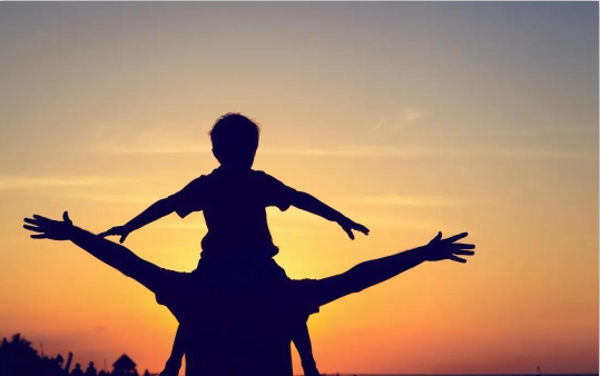 【節(jié)日】守護不缺席，無論是現(xiàn)在還是將來，父親節(jié)快樂！